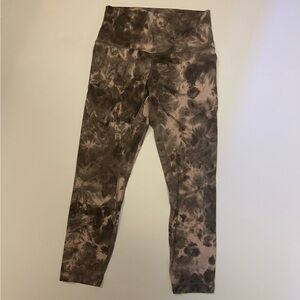 Lululemon leggings size 6